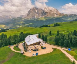 Paradiso Pure.Living Vegan Hotel, Trentino-Südtirol, Kastelruth (BZ)